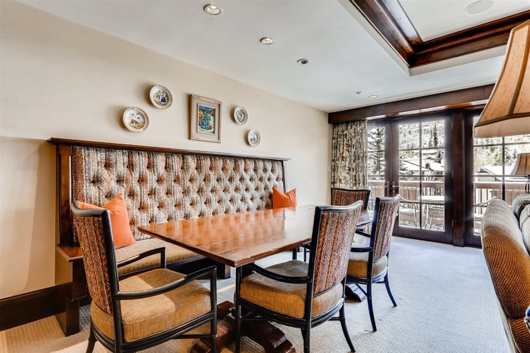 Food & Drinks 5, Vail VLG One Willow 3bd-bre1, Eagle