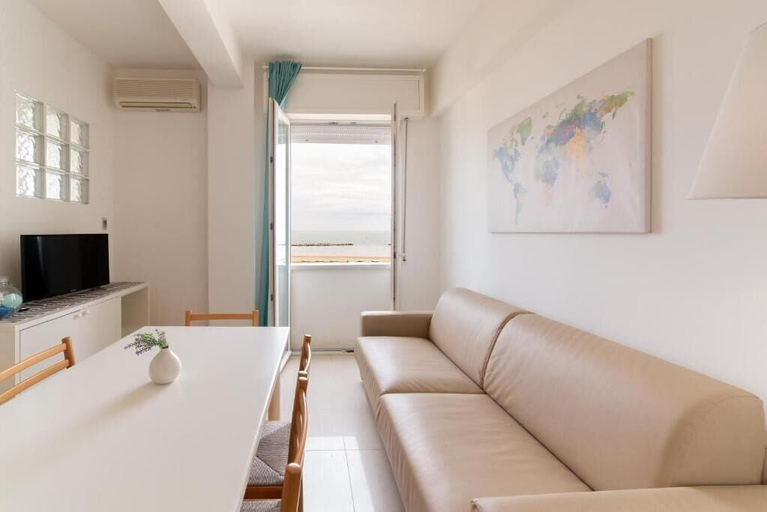 Others 5, Sun Beach Residence, Rimini