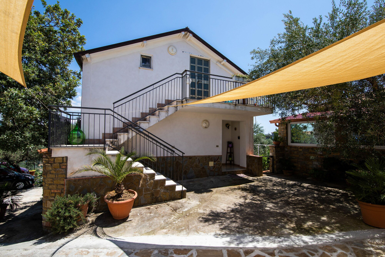 Exterior & Views 2, Hotel Ristorante Madonna Della Scala, Salerno