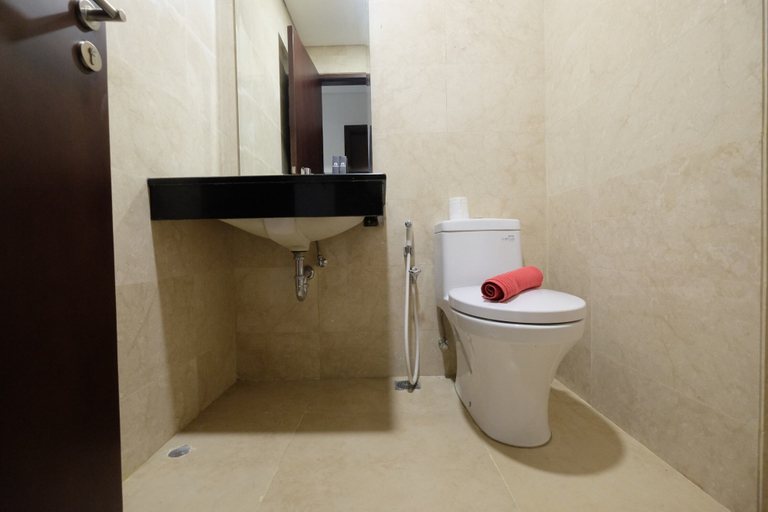 Bathroom 3, Best Choice Modern 2BR L'Avenue Apartment, South Jakarta