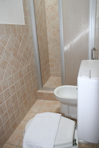 Bathroom 3, Real Tuscan House, Florence
