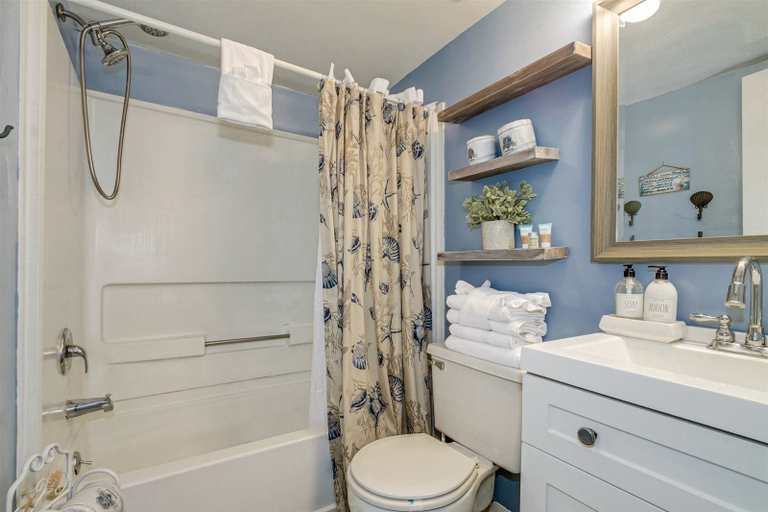 Bathroom, Palace Resort by Escape, Horry