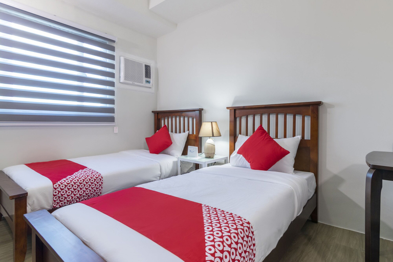 Bedroom 5, Vista 309 Katipunan, Quezon City