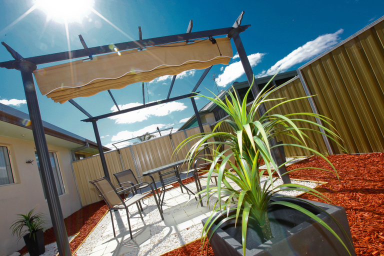 Exterior & Views 2, 112 Olive Apartments, Mildura - Pt A