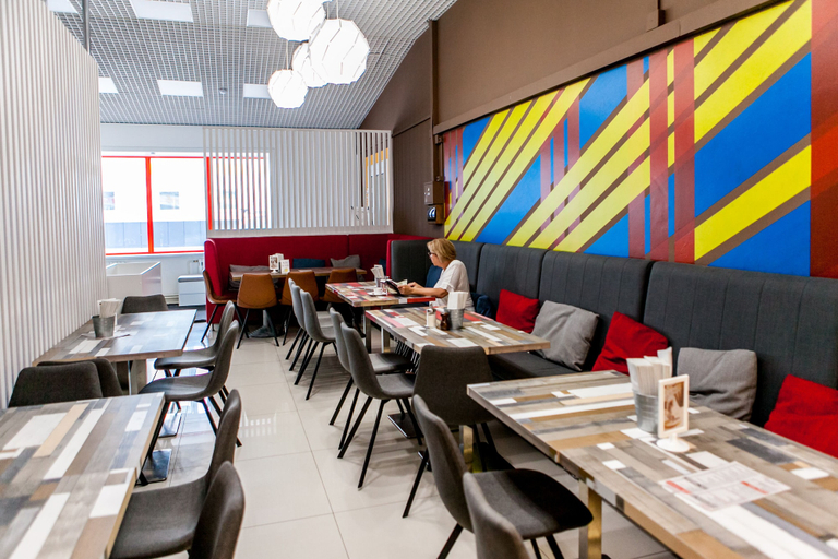 Food & Drinks 4, Klubnyi Kvartal, Bratskiy rayon