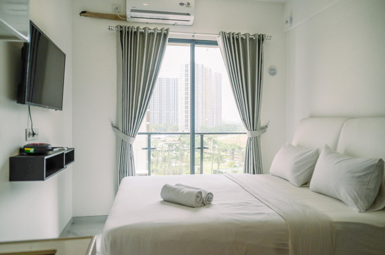 Bedroom 4, Comfortable Studio With Pool View At Sky House Bsd Apartment, South Tangerang