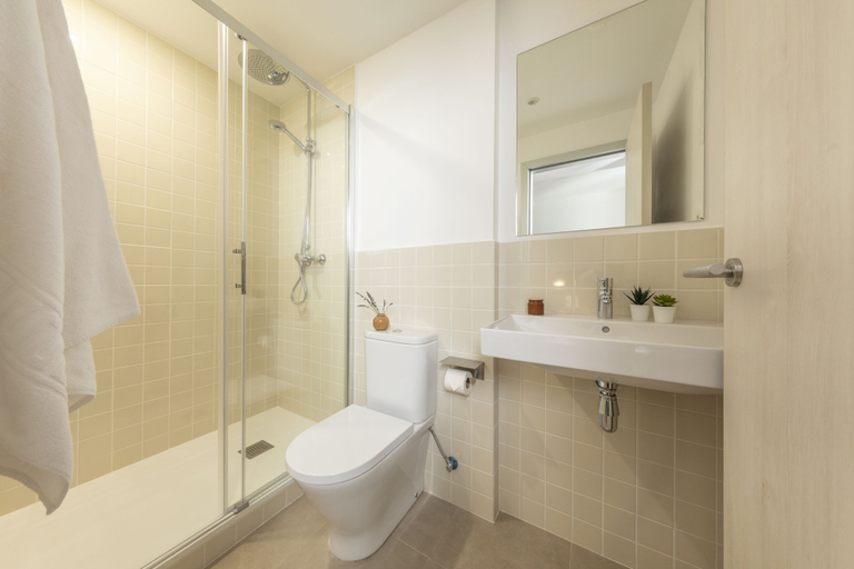 Bathroom 4, Som Nit Port Vell, Barcelona