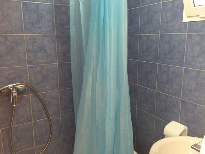 Bathroom 4, Paguera Apartments, Baleares