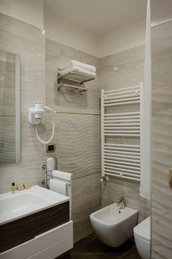 Bathroom 3, Miryam House Affittacamere Suite Relax, Foggia