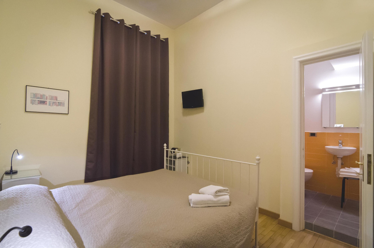 Bedroom 3, Arcobaleno Sanremo, Imperia