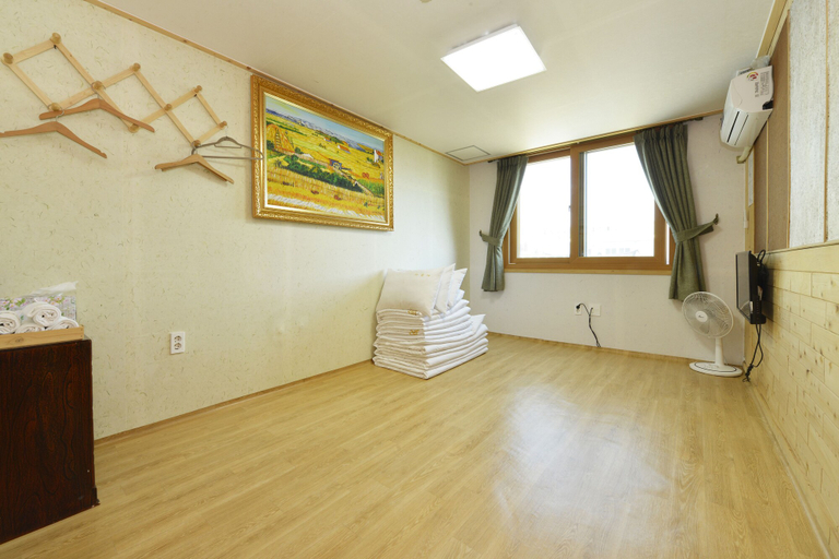 Others 5, DASOMCHAE - Hostel, Gwangsan