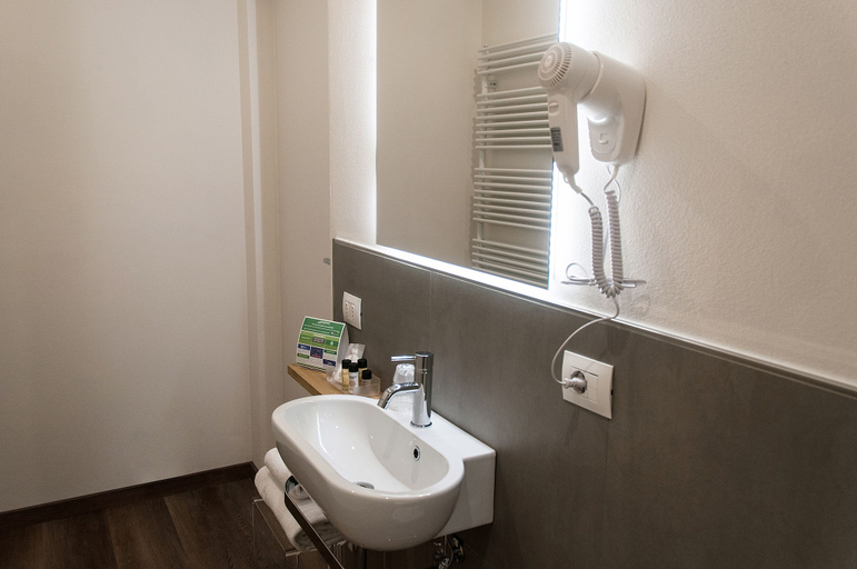 Bathroom 5, HOMY BnB, Florence