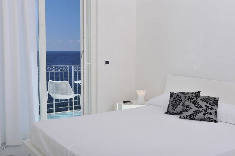 Bedroom 5, Villa Grachira, Sassari