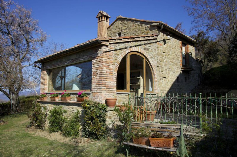 Exterior & Views 2, Gellino, Arezzo