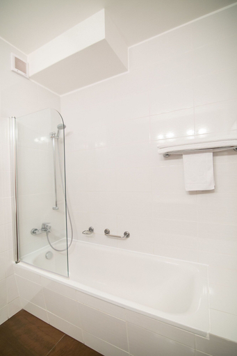Bathroom 4, Hanza Hotel, Gdańsk City