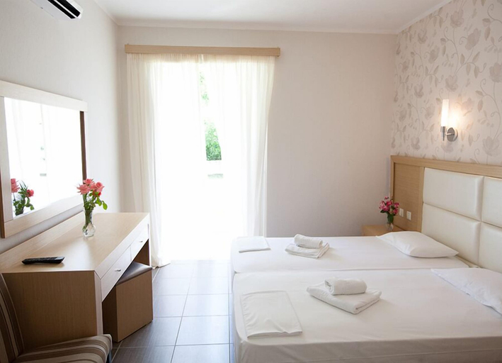 Bedroom 3, Hotel Kanali, Epirus