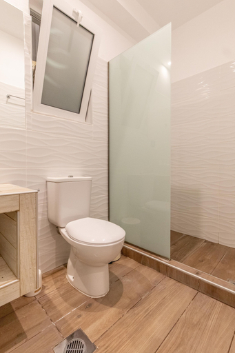 Bathroom 4, Stay Helios - Aparts & Pool Suites, South Aegean