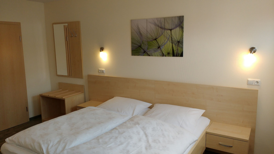 Bedroom 2, Landgasthaus zur Brücke, Göttingen