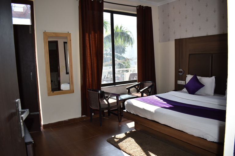 Bedroom 3, Tapasthali By Meera Hotels, Garhwal