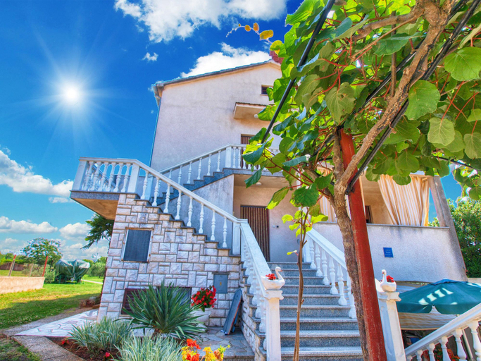 Exterior & Views 2, Apartment 711, Fažana