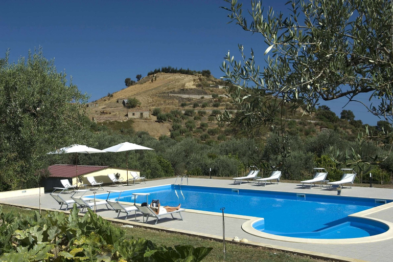 Outdoor pool 2, La Collina degli Ulivi - Casa Limoni 1, Messina