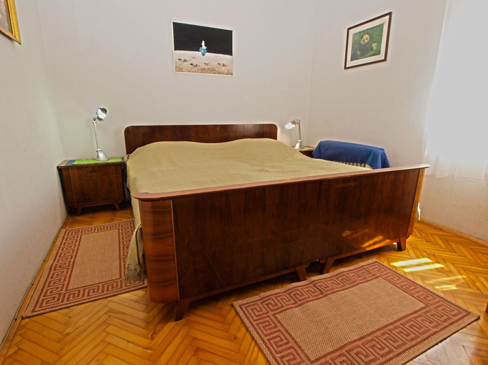 Others 5, Apartment 461, Pula