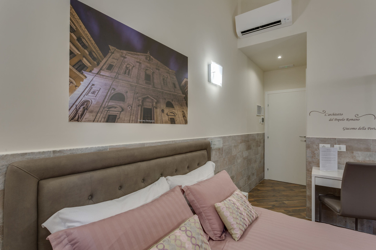 Bedroom 4, Navona Charme Suite, Rome