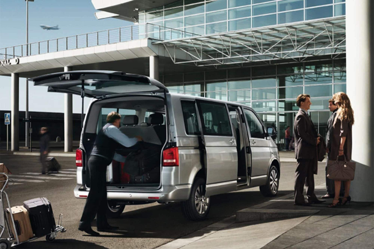 Airport shuttle, Il Garovaglio - Parking, Como