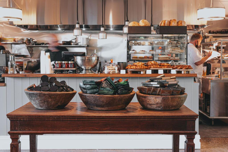 Food & Drinks 5, Hotel Bellinzona Daylesford, Hepburn - East