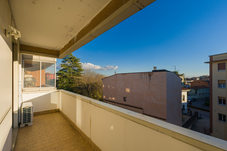 Others 3, Casa Mya, Verona