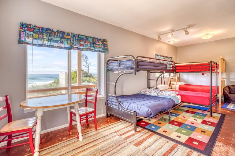 Bedroom 3, Oceanstream, Lincoln