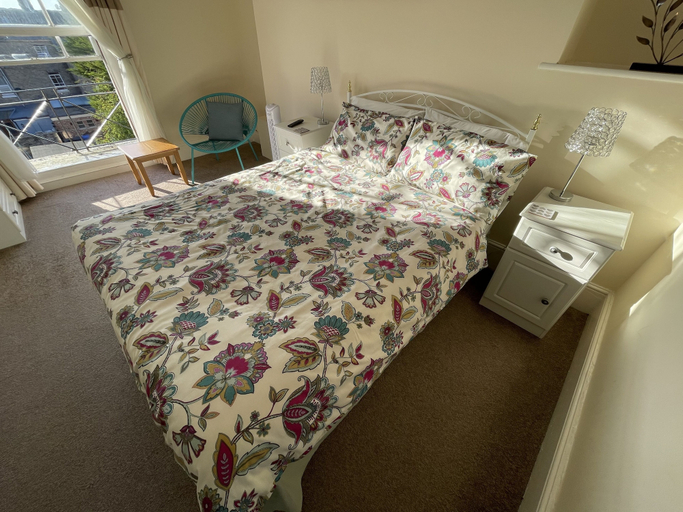 Bedroom 2, Bon-ami, Suffolk