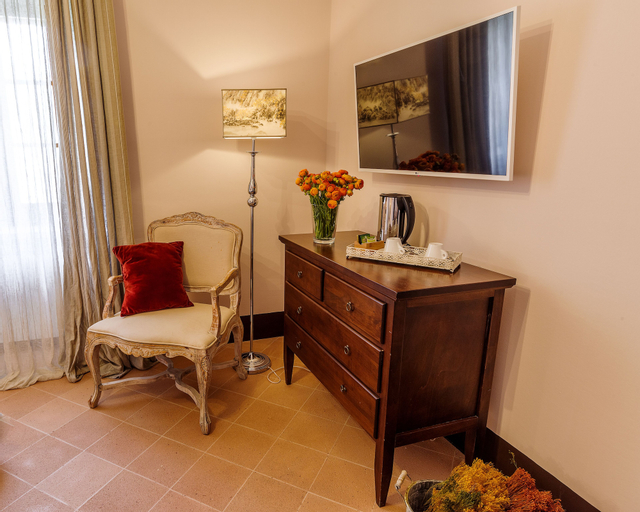 Bedroom 2, Convento Santa Croce, Perugia
