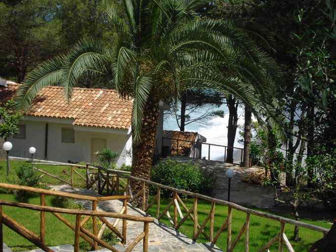 Exterior & Views 2, Hotel Guardacosta, Cosenza