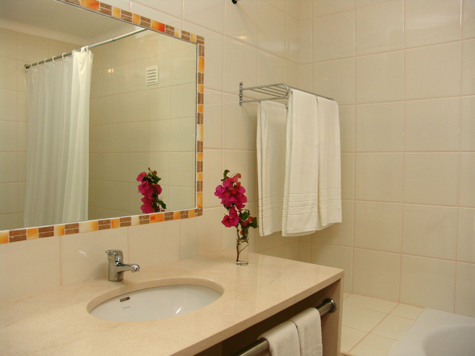 Bathroom 3, Novochoro Apartments, Albufeira