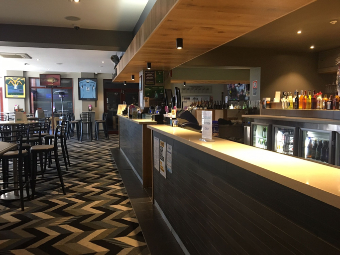 Food & Drinks 4, Swansea Hotel, Lake Macquarie  - North