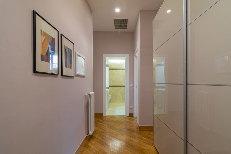 Others 4, Elegant Flat at Municipio by Napoliapartments, Napoli