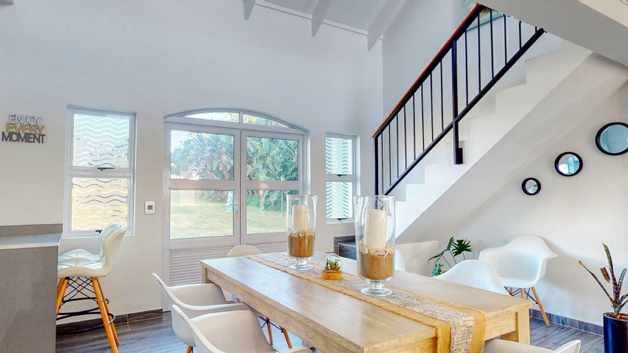 Caribbean Estate Deluxe, Ugu
