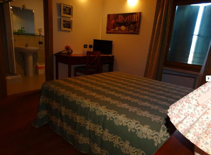 Bedroom 2, Agriturismo & Locanda Corte Marani, Verona