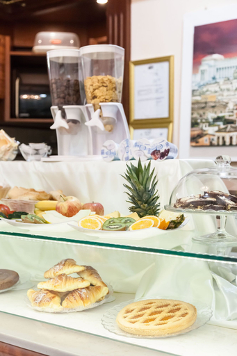 Food & Drinks 4, Caroline Suite, Rome