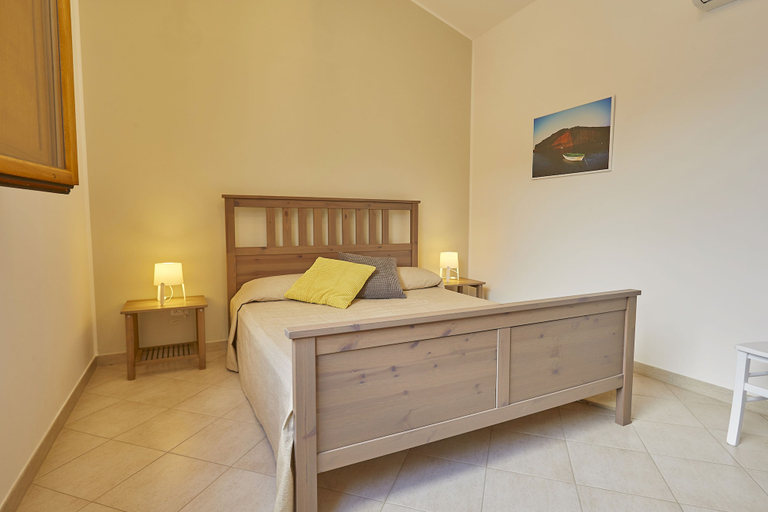 Bedroom 2, Riva Sea Apartments, Trapani