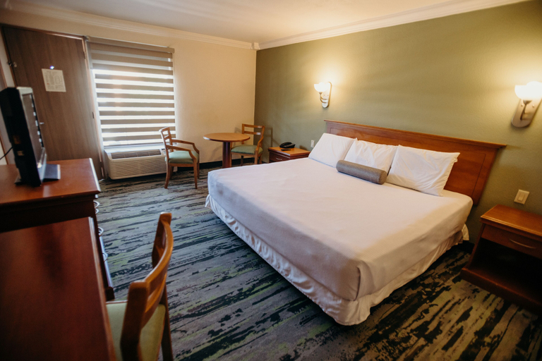Bedroom 3, Calafia Hotel, Mexicali