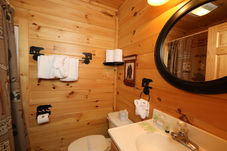 Bathroom 3, Mountain Blessings - Four Bedroom Cabin, Sevier