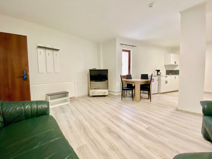 Others 4, Cardinal Central Apartment, Satu Mare