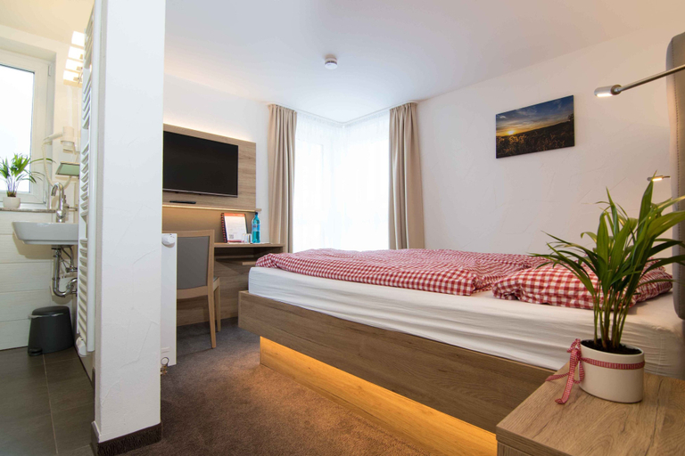 Bedroom 4, Pension Klein, Siegen-Wittgenstein