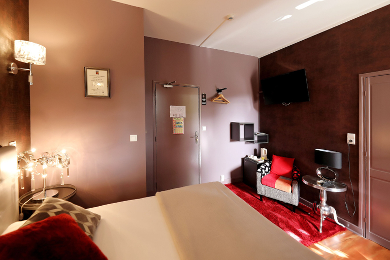 Bedroom 4, Hotel Les Pasteliers, Tarn