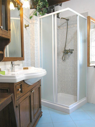 Bathroom 4, Camere Giuliano, La Spezia
