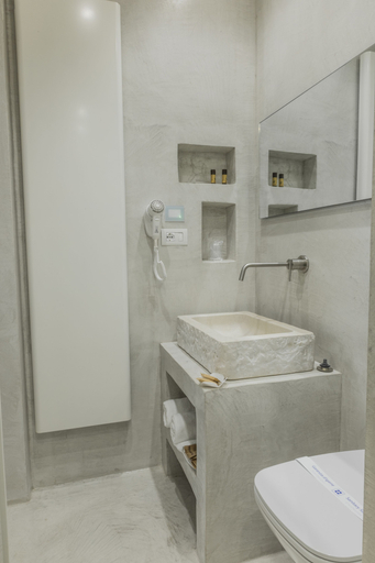 Bathroom 5, Borgobeltrani, Barletta-Andria-Trani