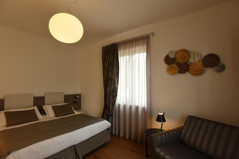 Bedroom 4, Hotel La Vigna, Genova