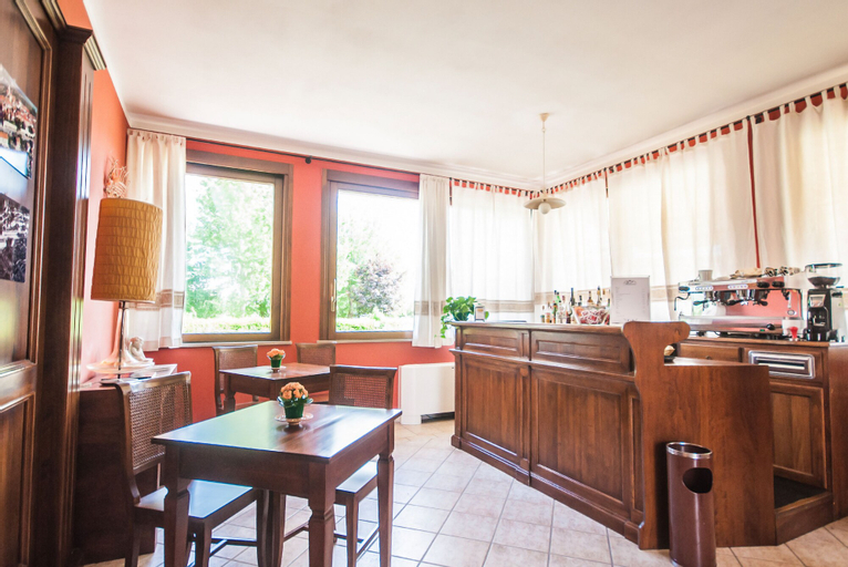 Food & Drinks 5, Villaggio Albergo Le Macerine, Perugia